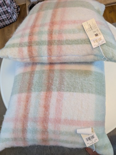 Laura ashley large wool - ashley,