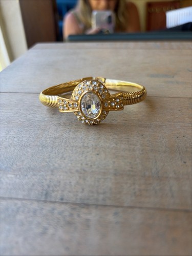 Vintage gold tone monet - gold,