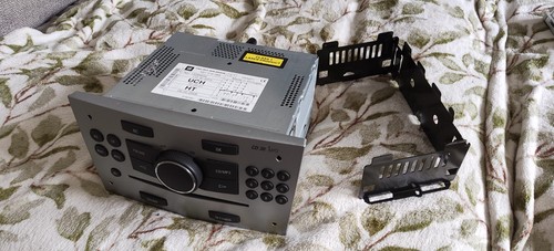 Vauxhall cd30 headunit - vauxhall, headunit.