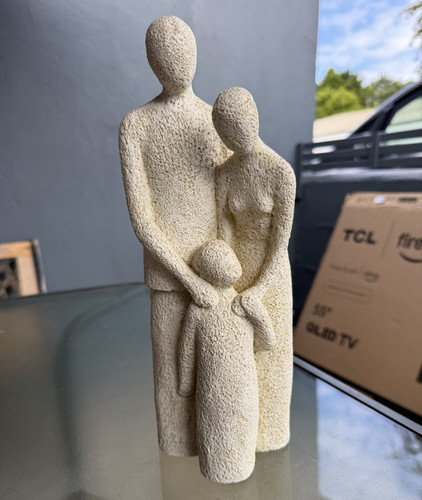 Textured beige resin family - beige,
