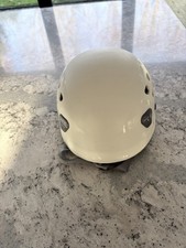 Petal Ecrin Roc helmet