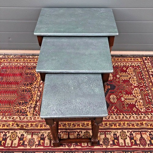 Refinished oak nest tables - nest,