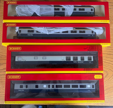 Hornby BR Blue Coaches 00 Gauge