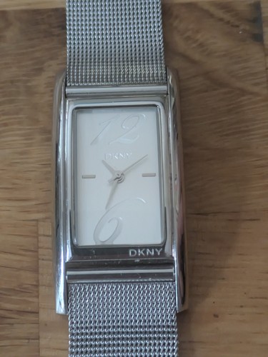 Dkny gents watch - watch, tank