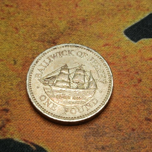 1993 jersey one pound coin - £1,