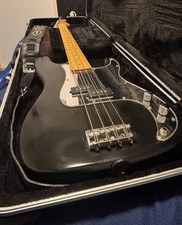Replica Phil Lynott Bass Guitar Built to Display Please See Description  + case 