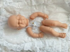 SOFT LIFELIKE  DOLL KIT "NEW