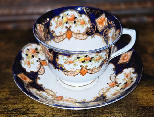 Vintage royal albert heirloom - vintage,