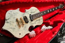 Caparison Marcury Gackt