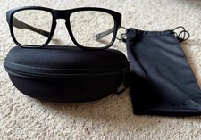 Brand New Never Worn Carnac