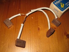 LUCAS M100 INERTIA STARTER MOTOR BRUSH SET - ROVER TRIUMPH LANDROVER TRACTOR