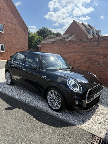 Mini petrol hatchback 5 - 1.5,