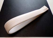 Beetle pillar white - b,