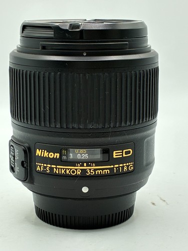 Nikon 35mm 8 g - 1:1.8,