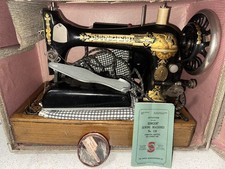 1941 Vintage Singer Model 128
