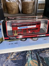 Corgi om45122B London