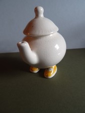 MINIATURE TEAPOT Walking Ware CARLTON WARE Lustre Pottery 1970 yellow shoes