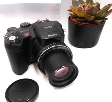 Fujifilm Finepix S602 Zoom Digital Camera  fully tested   vgc