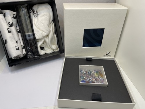 Swarovski cleaning kit - -, box