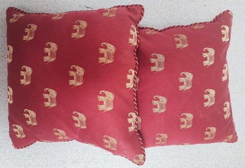 Two red elephant cushions - elephant, 40