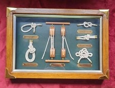 Vintage Style Nautical Knot