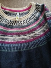 WIERD FISH LADIES JUMPER 16