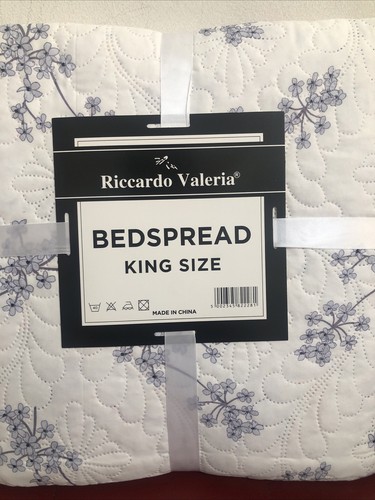 White and blue quilted - blue,