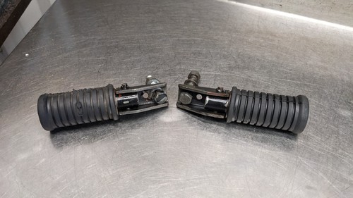 Kawasaki z400 rear footrests - kawasaki,