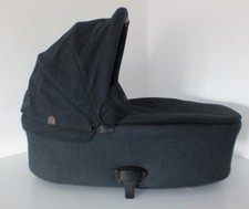 Mamas & Papas Flip XT3 / XT2  XT & Ocarro carrycot - Navy Flannel Signature