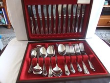 Vintage Oneida 18/8 Stainless Steel 65 Piece Cutlery Canteen