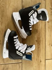 ice hockey boots size 1.5(UK) nearly new condition as hardly worn
