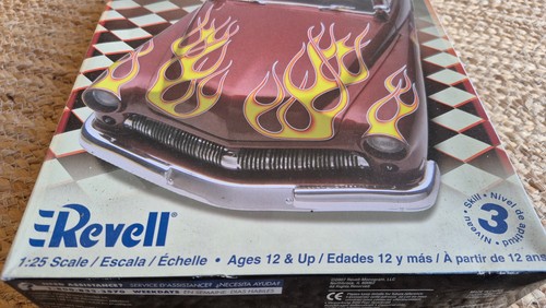Revell 2860 49 mercury - '49,