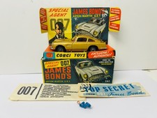 Corgi Toy 261 James Bond Aston