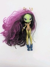 Novi Stars Doll Orbit Beach