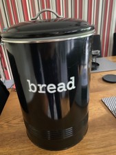 Large Metal Bread Bin with lid