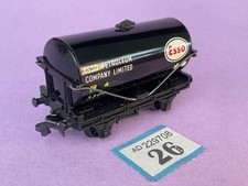 Hornby Dublo 4680 Petrol Tank Wagon “Esso” (Fuel Oil) NMC, No Box,  2/3 Rail