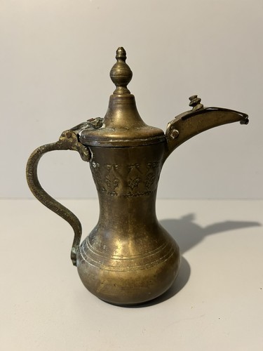 Antique brass metal middle - brass,