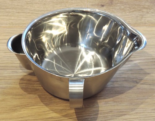 Tcm gravy boat dish fat - gravy,
