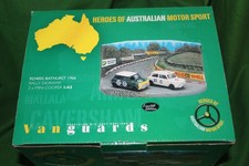 LLEDO VANGUARDS DIORAMA AUSTRALIAN BATHURST RALLY MINI COOPER'S 1/43 RD4002