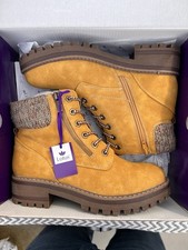 Lotus Lauryn Zip Up Ankle