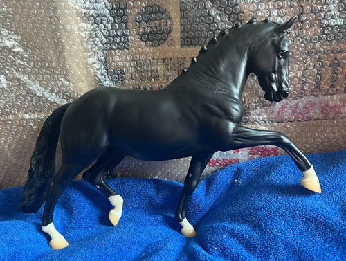 Breyer magnificent traditional