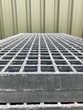Non-slip GRP grating panel
