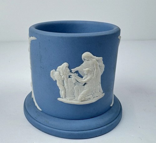 Wedgwood blue jasperware - wedgwood,