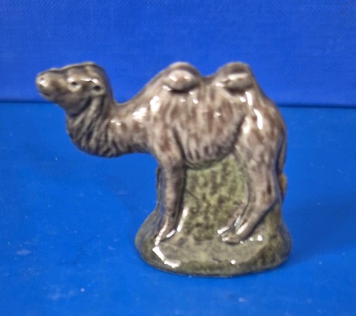 Wade whimsies camel hump - camel,