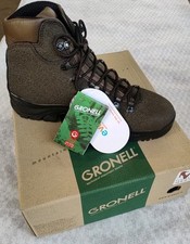Gronell Technical Mountain Walking Boots Size 9 EU 43  New