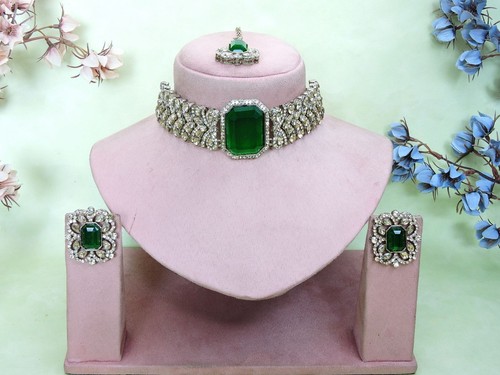 Green indian traditional - green,
