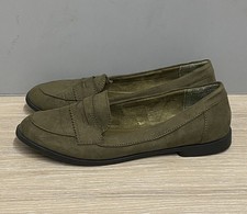 Ladies Papaya Khaki Green
