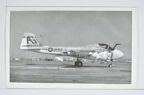 Navy grumman 6e intruder - us,