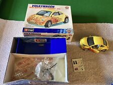 Burago 55422 Volkswagen New Beetle Car Metal Kit - Scale 1:24 - Boxed
