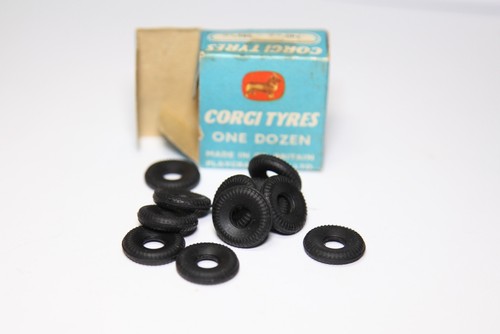 Corgi 1452 spare tyre - corgi,